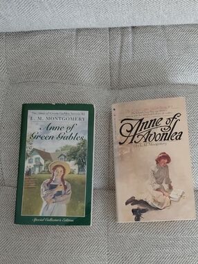 Anne of Green Gables & Anne of Avonlea Paperback Set - Green, Cream